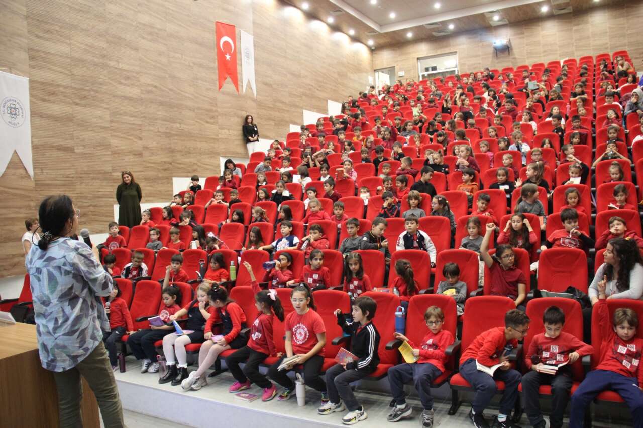 Muğla Büyükşehir Belediyesi, Yazar Pelin Güneş’i Çocuk Okurlarla Buluşturdu 1